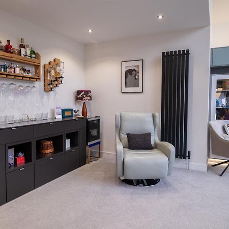 Modern House With Hot Tub, Perfect Night Away! Huntly Exterior foto