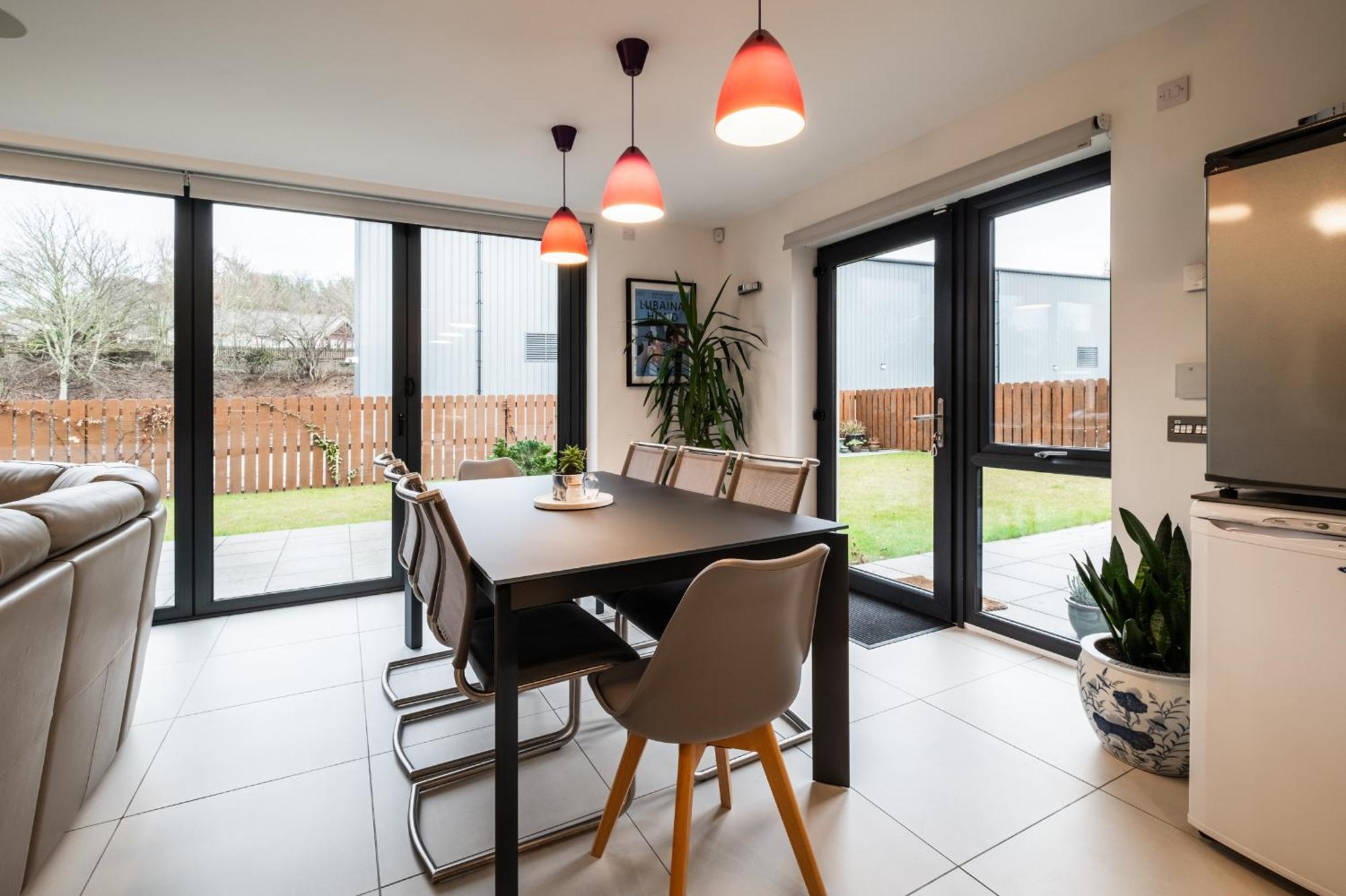 Modern House With Hot Tub, Perfect Night Away! Huntly Exterior foto